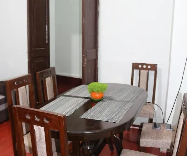 Privado En Centro Historico De *